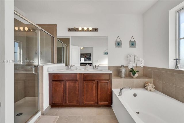 14229 SW 274th St, Homestead, FL 33032