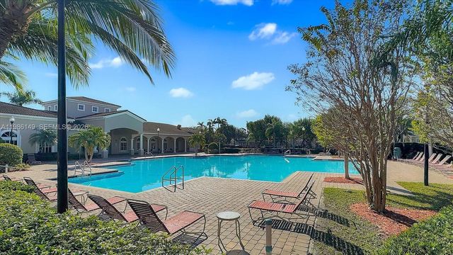 14229 SW 274th St, Homestead, FL 33032