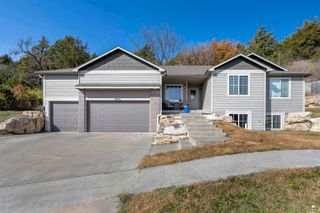 4922 Shadowridge Drive, Manhattan, KS 66503