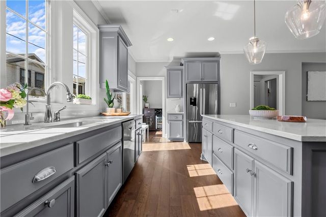 729 Corbin Terrace, Kansas City, MO 64111