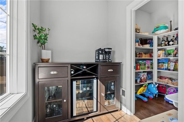 729 Corbin Terrace, Kansas City, MO 64111