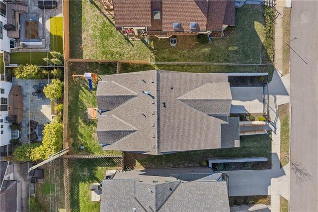 729 Corbin Terrace, Kansas City, MO 64111