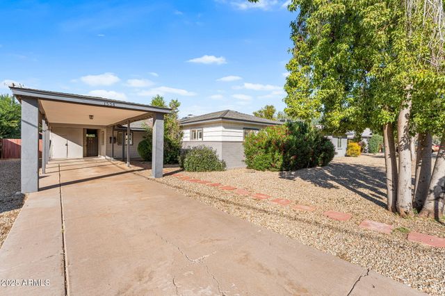 1334 W SELLS Drive, Phoenix, AZ 85013