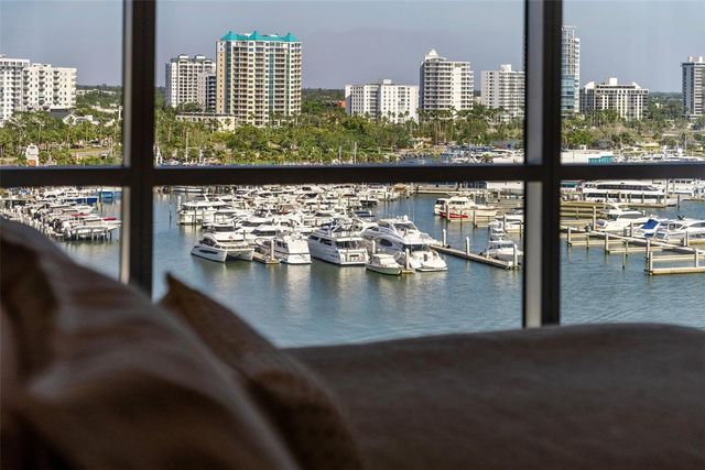 111 GOLDEN GATE POINT 802PH, Sarasota, FL 34236