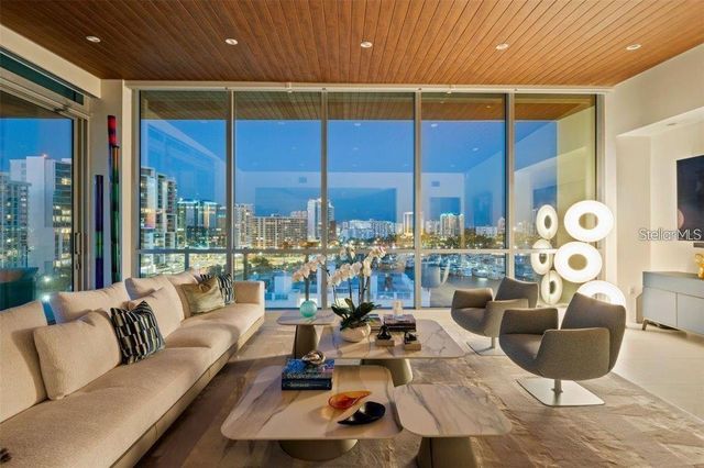 111 GOLDEN GATE POINT 802PH, Sarasota, FL 34236