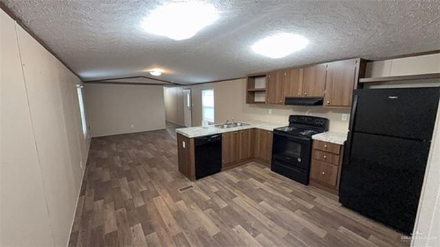 551 Nirvana Street, Weslaco, TX 78599