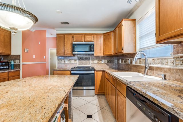 1805 Pecan View Drive, Garland, TX 75040