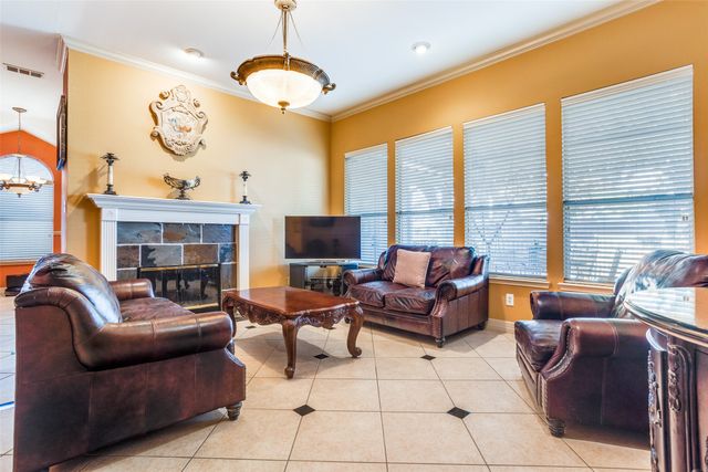 1805 Pecan View Drive, Garland, TX 75040