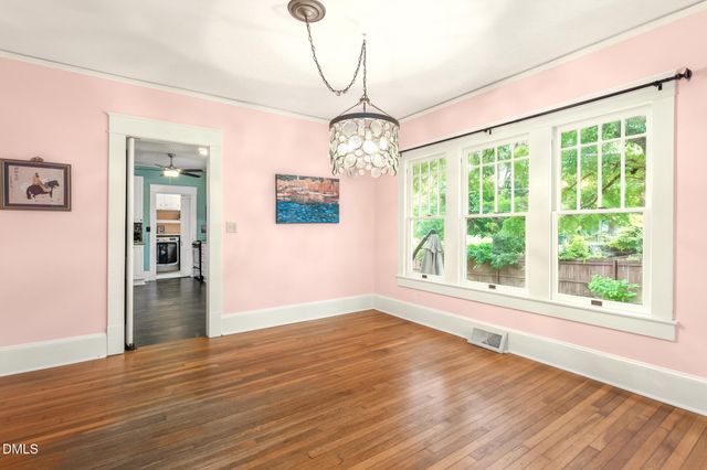 614 Central Avenue, Burlington, NC 27215