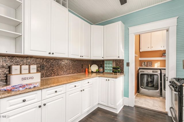 614 Central Avenue, Burlington, NC 27215