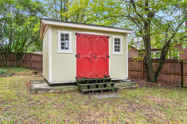 614 Central Avenue, Burlington, NC 27215