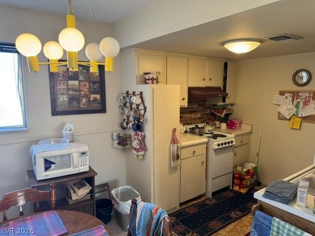 3831 Daisy Street 24, Las Vegas, NV 89119