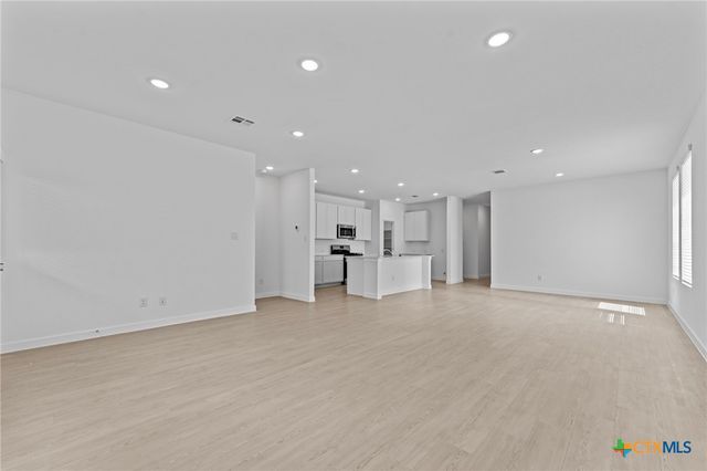 716 Horsetail Lane, New Braunfels, TX 78132