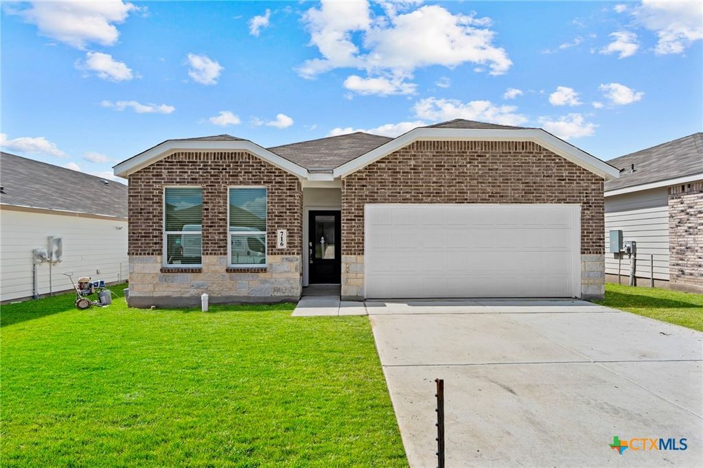 716 Horsetail Lane, New Braunfels, TX 78132