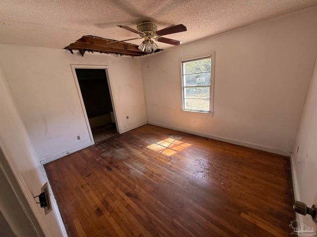 529 E Selina St, Pensacola, FL 32503