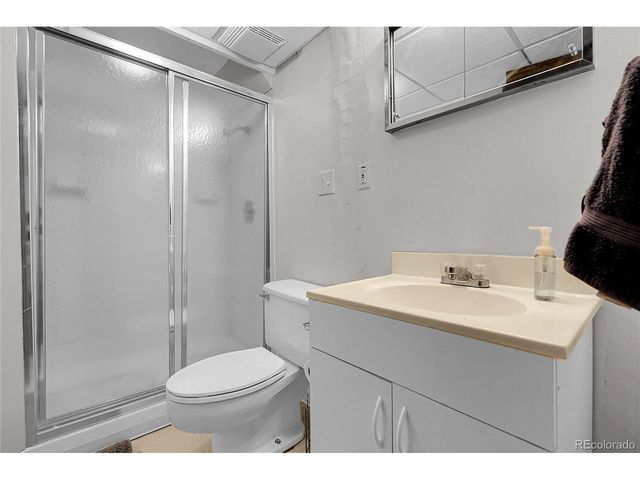 6945 S Ulster Cir, Englewood, CO 80112