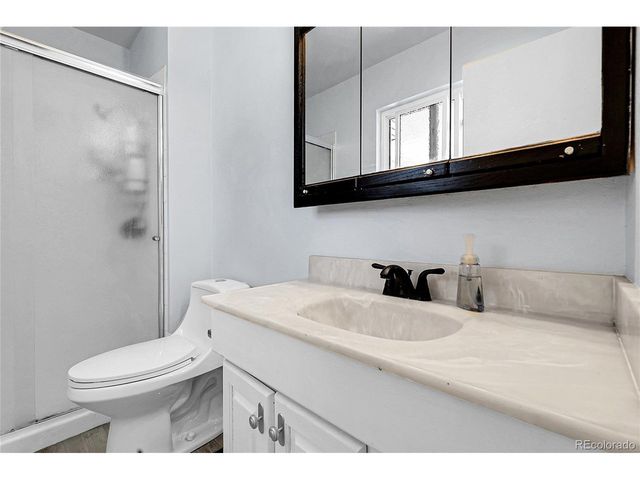 6945 S Ulster Cir, Englewood, CO 80112