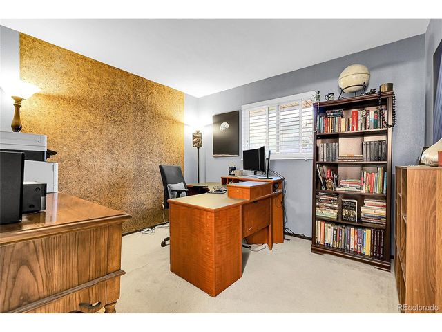 6945 S Ulster Cir, Englewood, CO 80112