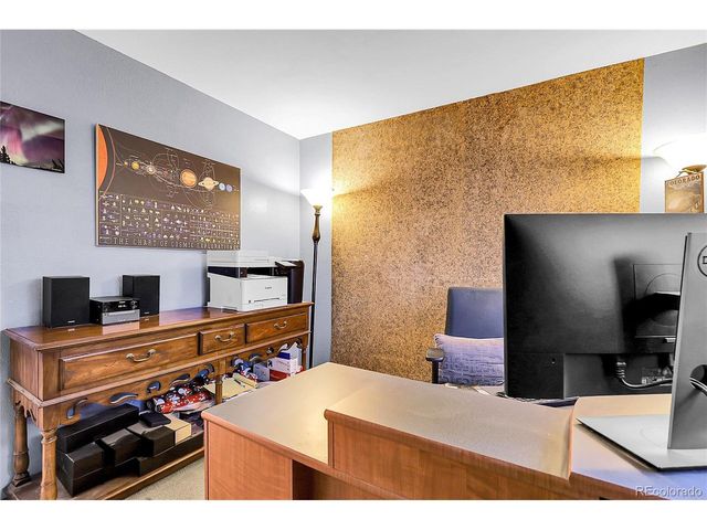 6945 S Ulster Cir, Englewood, CO 80112