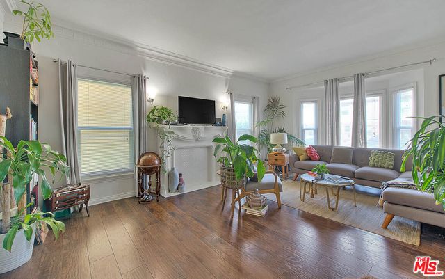 3008 Stocker Street, Los Angeles, CA 90008