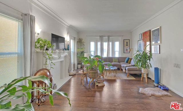 3008 Stocker Street, Los Angeles, CA 90008