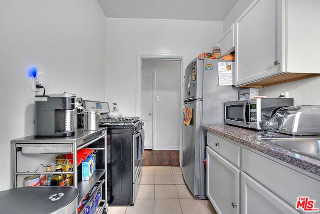 3008 Stocker Street, Los Angeles, CA 90008
