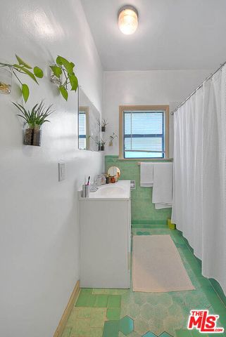 3008 Stocker Street, Los Angeles, CA 90008