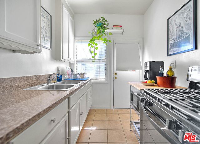 3008 Stocker Street, Los Angeles, CA 90008