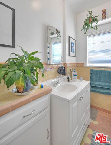 3008 Stocker Street, Los Angeles, CA 90008