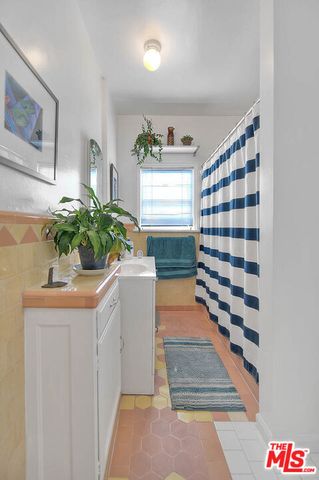 3008 Stocker Street, Los Angeles, CA 90008