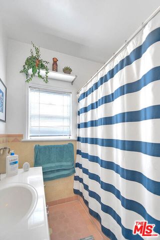 3008 Stocker Street, Los Angeles, CA 90008