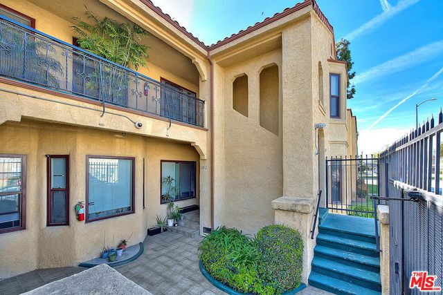 3008 Stocker Street, Los Angeles, CA 90008