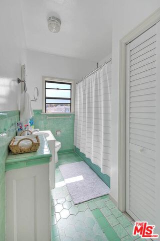 3008 Stocker Street, Los Angeles, CA 90008