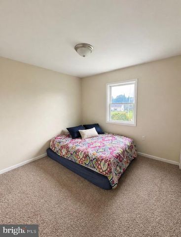 1577 STREAMSIDE DRIVE, Chambersburg, PA 17202