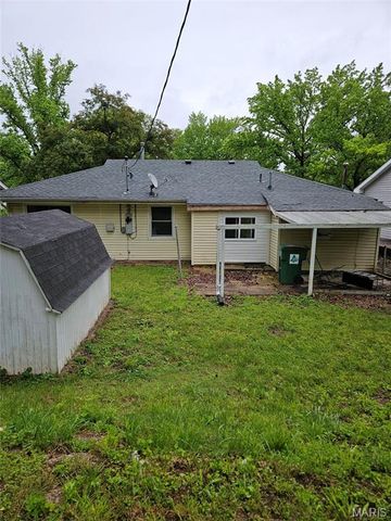 10153 Ventura Drive, St Louis, MO 63136