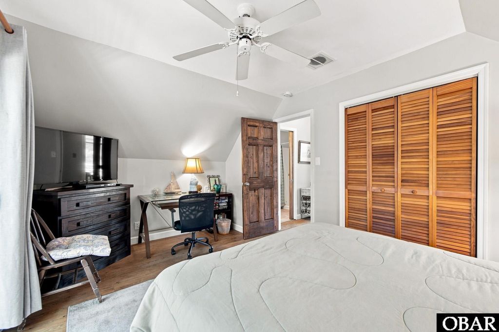 Image 21 of property listing at 115 Clam Shell Trail, Southern Shores, NC 27949