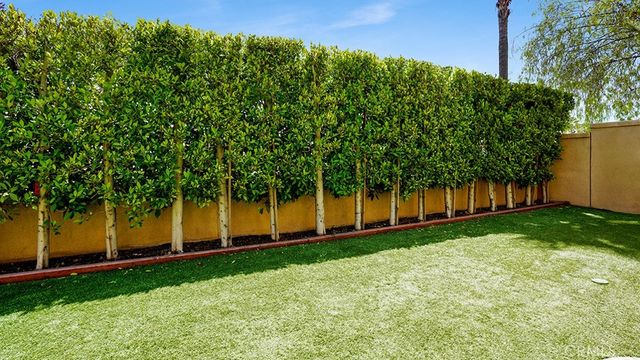 137 Primrose Drive, Lake Forest, CA 92610