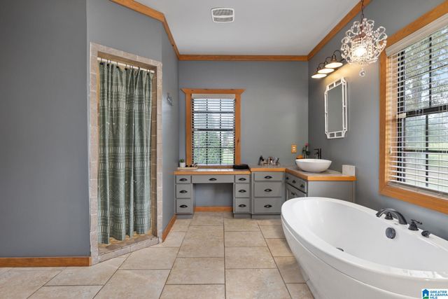 151 COUNTY ROAD 1711, Cullman, AL 35083