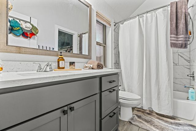 1102 Cadogan Squire, San Antonio, TX 78260