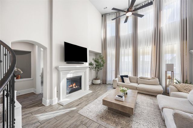 2736 Ahnya Lane, League City, TX 77573
