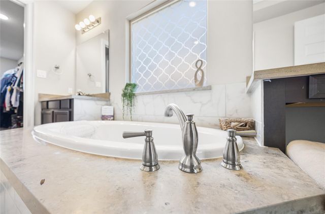 2736 Ahnya Lane, League City, TX 77573