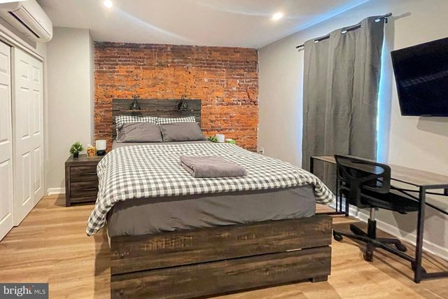 876 N 19TH ST, Philadelphia, PA 19130