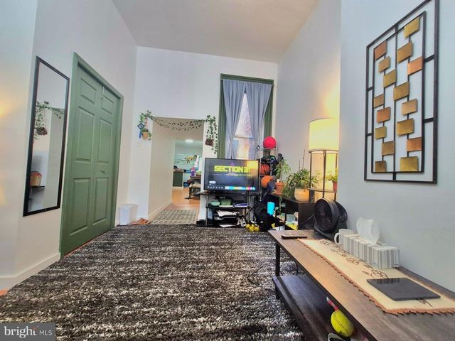 876 N 19TH ST, Philadelphia, PA 19130