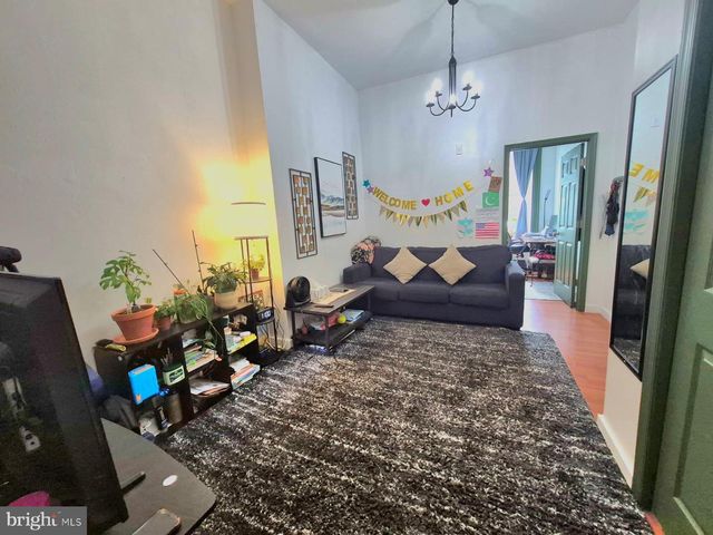 876 N 19TH ST, Philadelphia, PA 19130