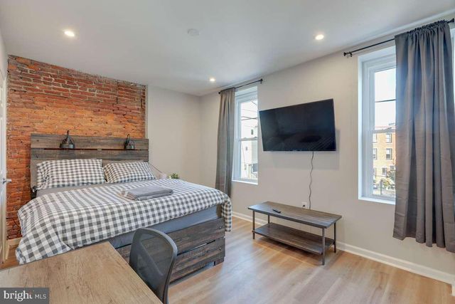 876 N 19TH ST, Philadelphia, PA 19130