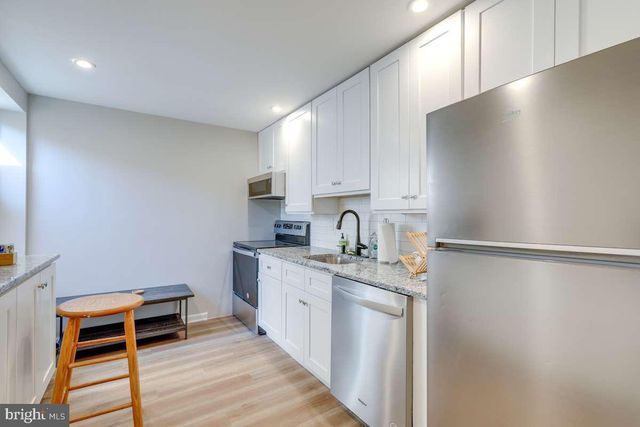 876 N 19TH ST, Philadelphia, PA 19130