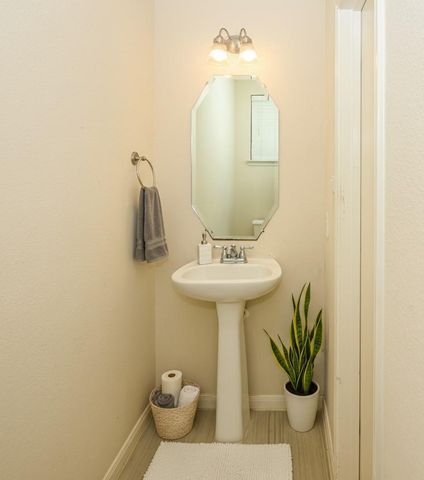 13034 Stratford Skies Lane, Houston, TX 77072