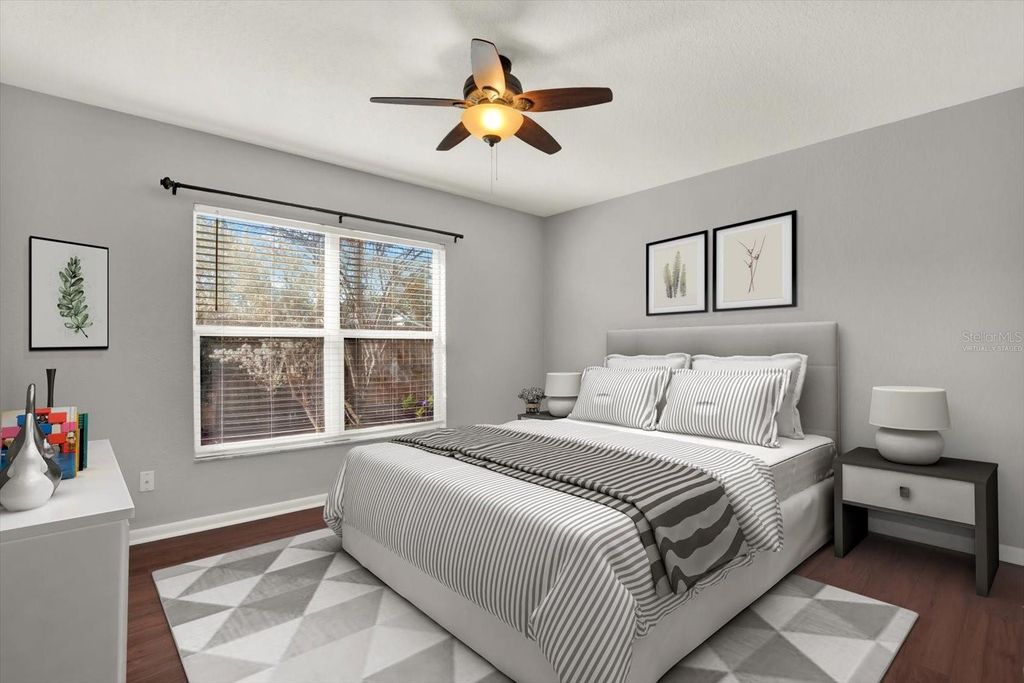 Image 12 of property listing at 10320 FERNBROOK LANE, Tampa, FL 33624