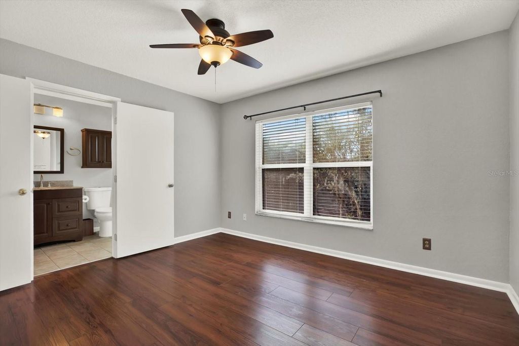 Image 13 of property listing at 10320 FERNBROOK LANE, Tampa, FL 33624