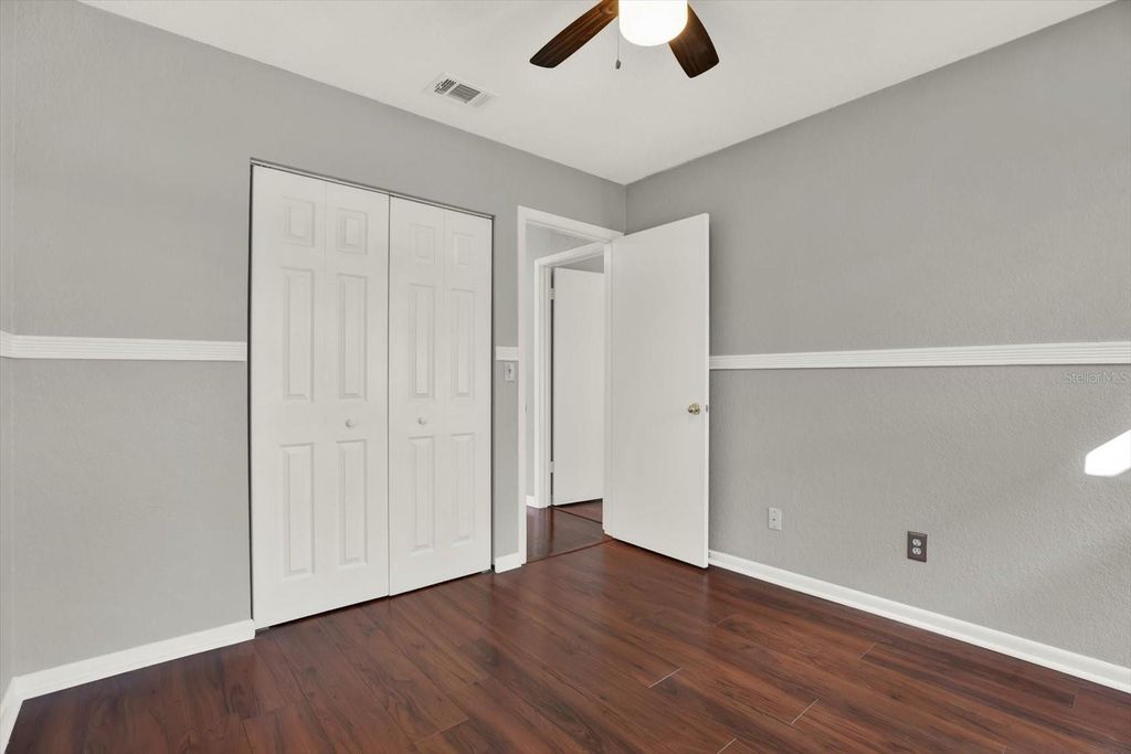 Image 18 of property listing at 10320 FERNBROOK LANE, Tampa, FL 33624